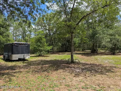 104 Moore Avenue Interlachen FL 32148