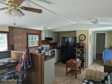 104 Moore Avenue Interlachen FL 32148