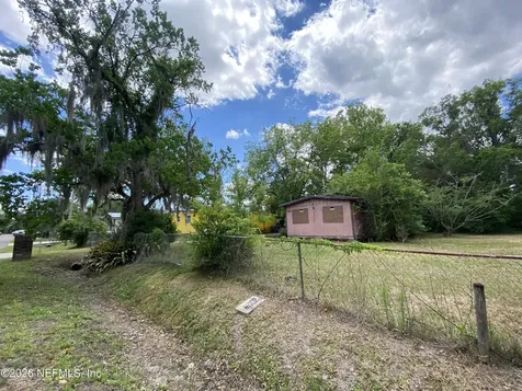 7978 Siskin Avenue Jacksonville FL 32219