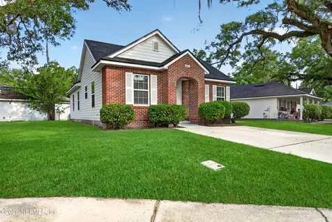 821 Oak Arbor Circle Jacksonville FL 32206