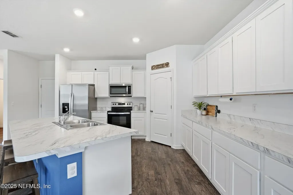2660 Oak Stream Drive Green Cove Springs FL 32043