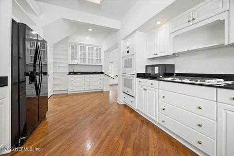 2722 White Oak Lane Jacksonville FL 32207