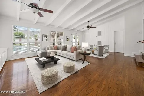 2722 White Oak Lane Jacksonville FL 32207