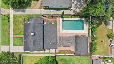 2722 White Oak Lane Jacksonville FL 32207
