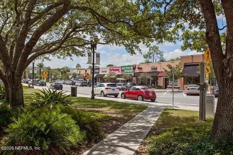 2722 White Oak Lane Jacksonville FL 32207