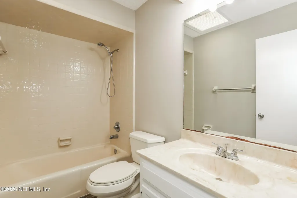 7213 Secret Woods Drive Jacksonville FL 32216