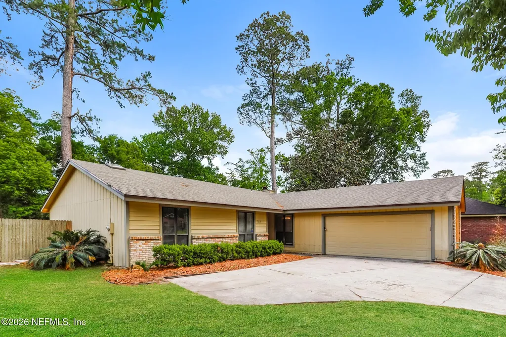 7213 Secret Woods Drive Jacksonville FL 32216