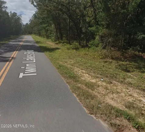 106 SE 9th Street Interlachen FL 32148