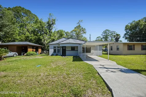 627 Francis Street Starke FL 32091