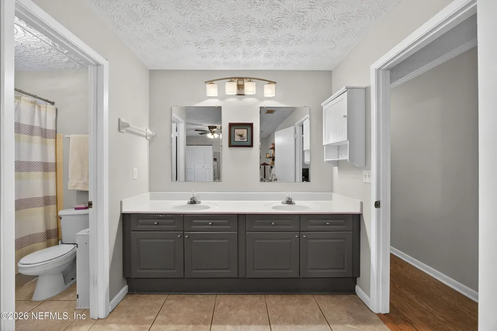 580 Arthur Moore Drive Green Cove Springs FL 32043