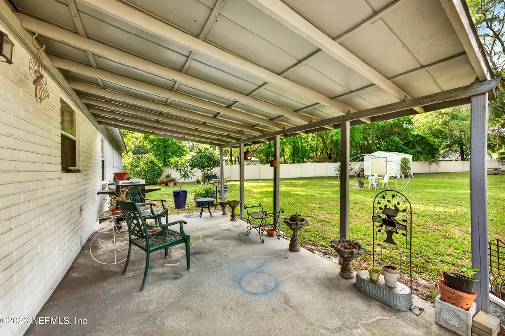 580 Arthur Moore Drive Green Cove Springs FL 32043