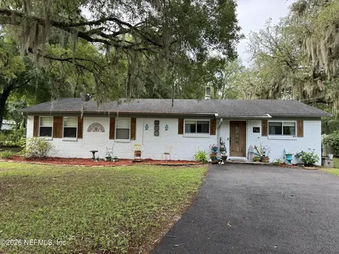 580 Arthur Moore Drive Green Cove Springs FL 32043