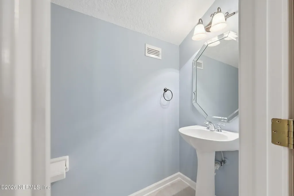 1252 N Burgandy Trail Jacksonville FL 32259