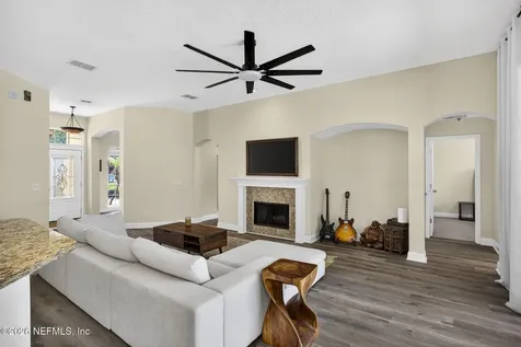 1925 Barham Court St. Johns FL 32259