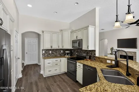 1925 Barham Court St. Johns FL 32259