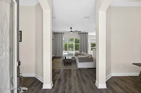 1925 Barham Court St. Johns FL 32259