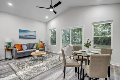 85 Delmonte Street Baldwin FL 32234