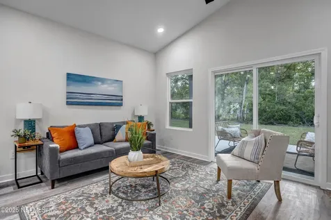 85 Delmonte Street Baldwin FL 32234