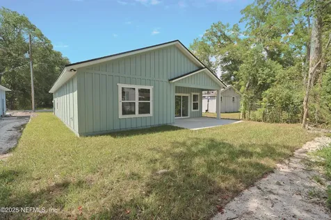 85 Delmonte Street Baldwin FL 32234