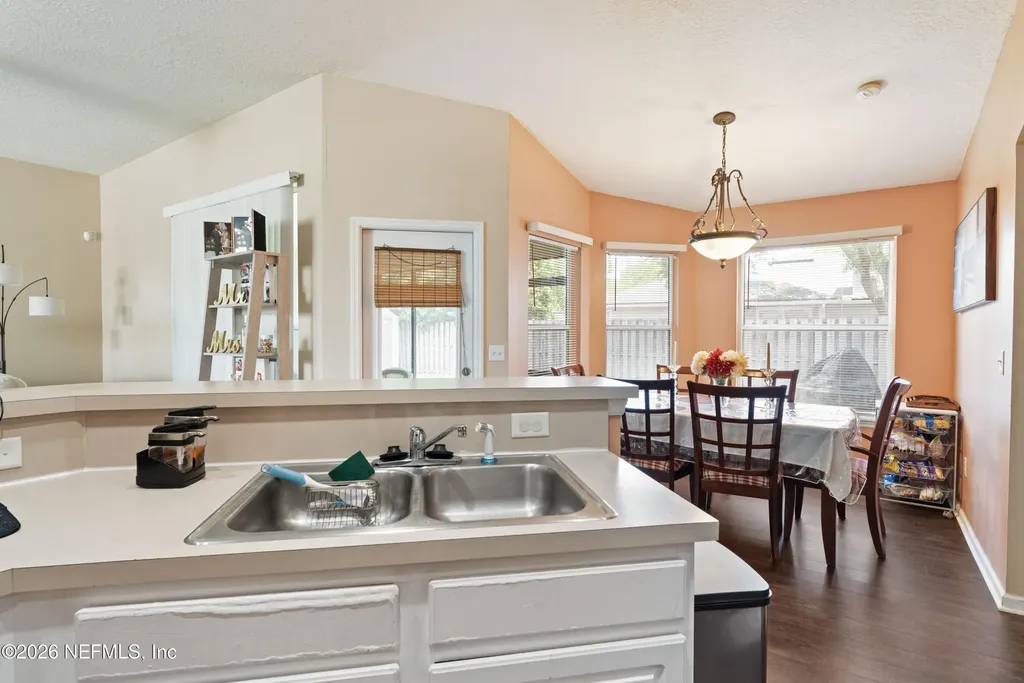 6943 Catfish Lake Drive Jacksonville FL 32222