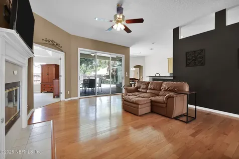 1862 Sentry Oak Court Fleming Island FL 32003