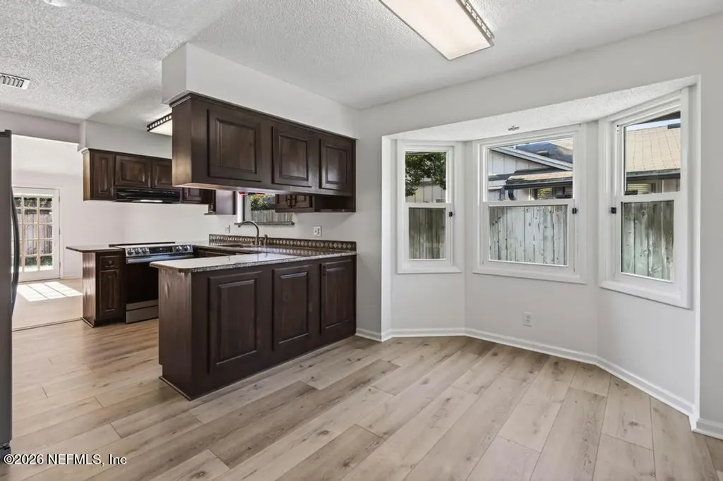 9761 Sharing Cross Drive Jacksonville FL 32257