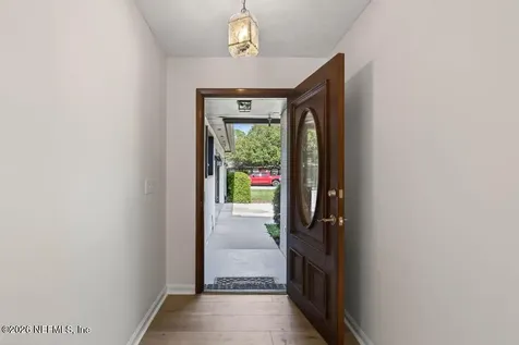 9761 Sharing Cross Drive Jacksonville FL 32257