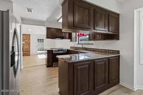 9761 Sharing Cross Drive Jacksonville FL 32257