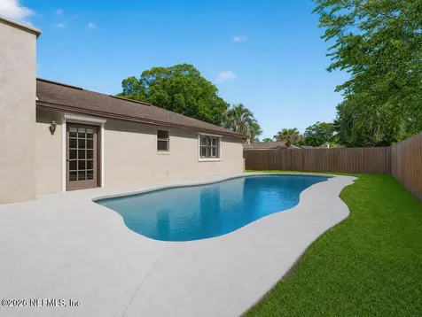 9761 Sharing Cross Drive Jacksonville FL 32257