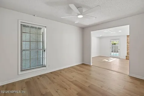 9761 Sharing Cross Drive Jacksonville FL 32257