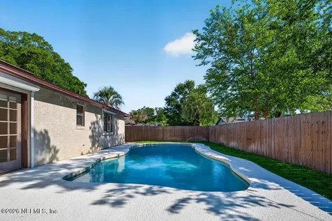 9761 Sharing Cross Drive Jacksonville FL 32257