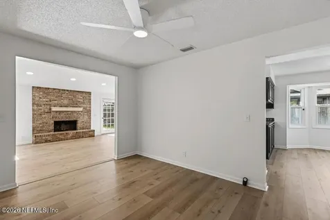 9761 Sharing Cross Drive Jacksonville FL 32257