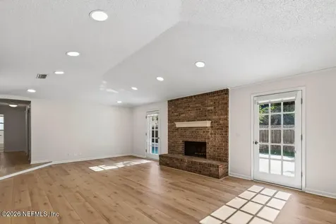 9761 Sharing Cross Drive Jacksonville FL 32257