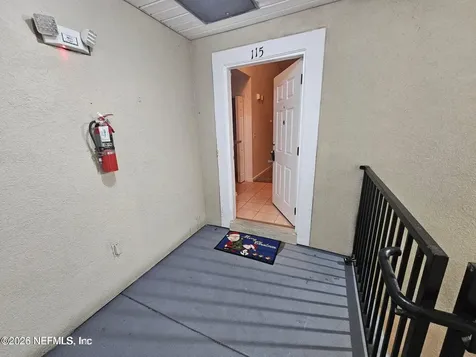 6105 Maggies Circle Jacksonville FL 32244