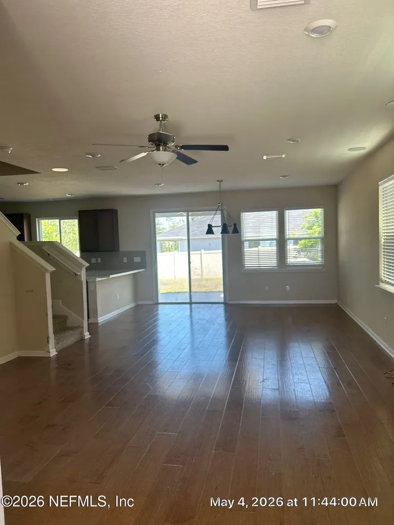 9711 Skydive Court Jacksonville FL 32221