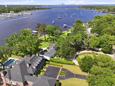 4422 Mcgirts Boulevard Jacksonville FL 32210