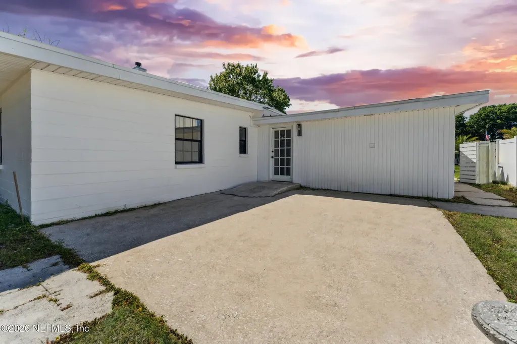 719 4th Avenue N Jacksonville Beach FL 32250