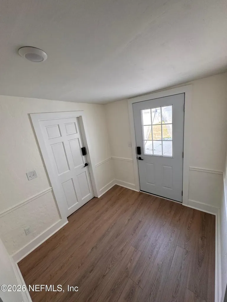 719 4th Avenue N Jacksonville Beach FL 32250