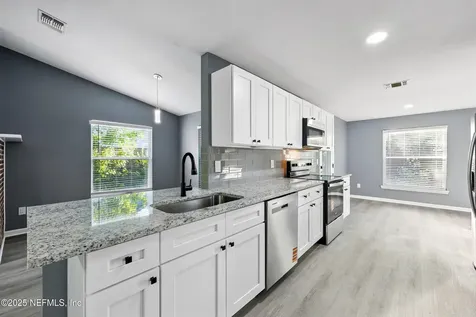 1662 Sandy Hollow Loop Middleburg FL 32068