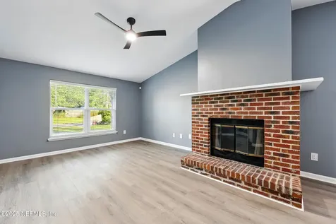 1662 Sandy Hollow Loop Middleburg FL 32068