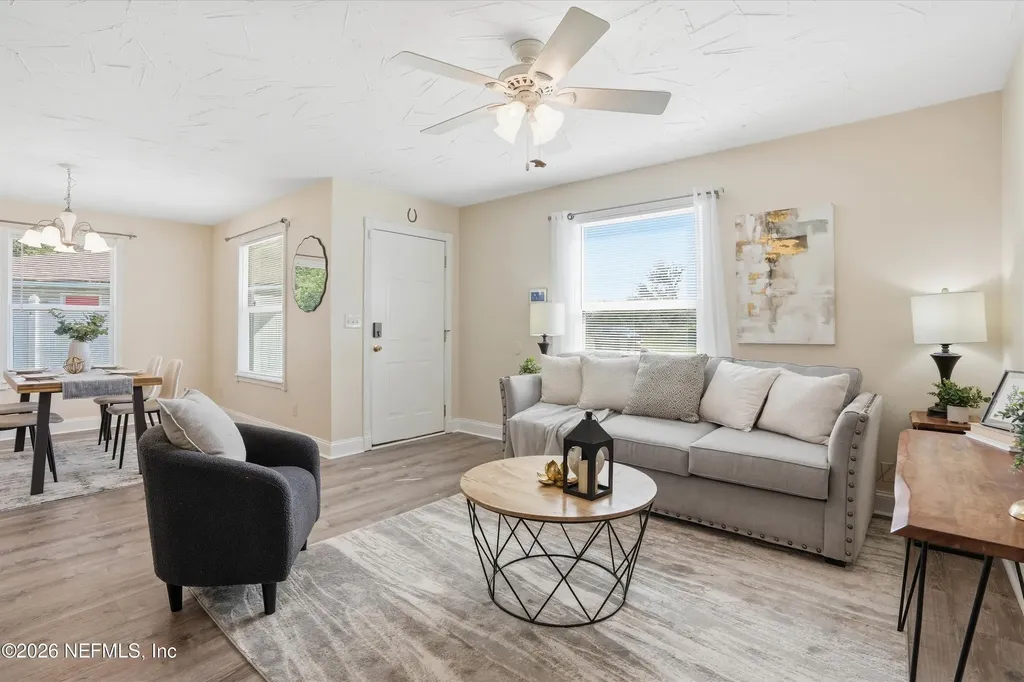 998 Cabo Blanco Avenue E Jacksonville FL 32233