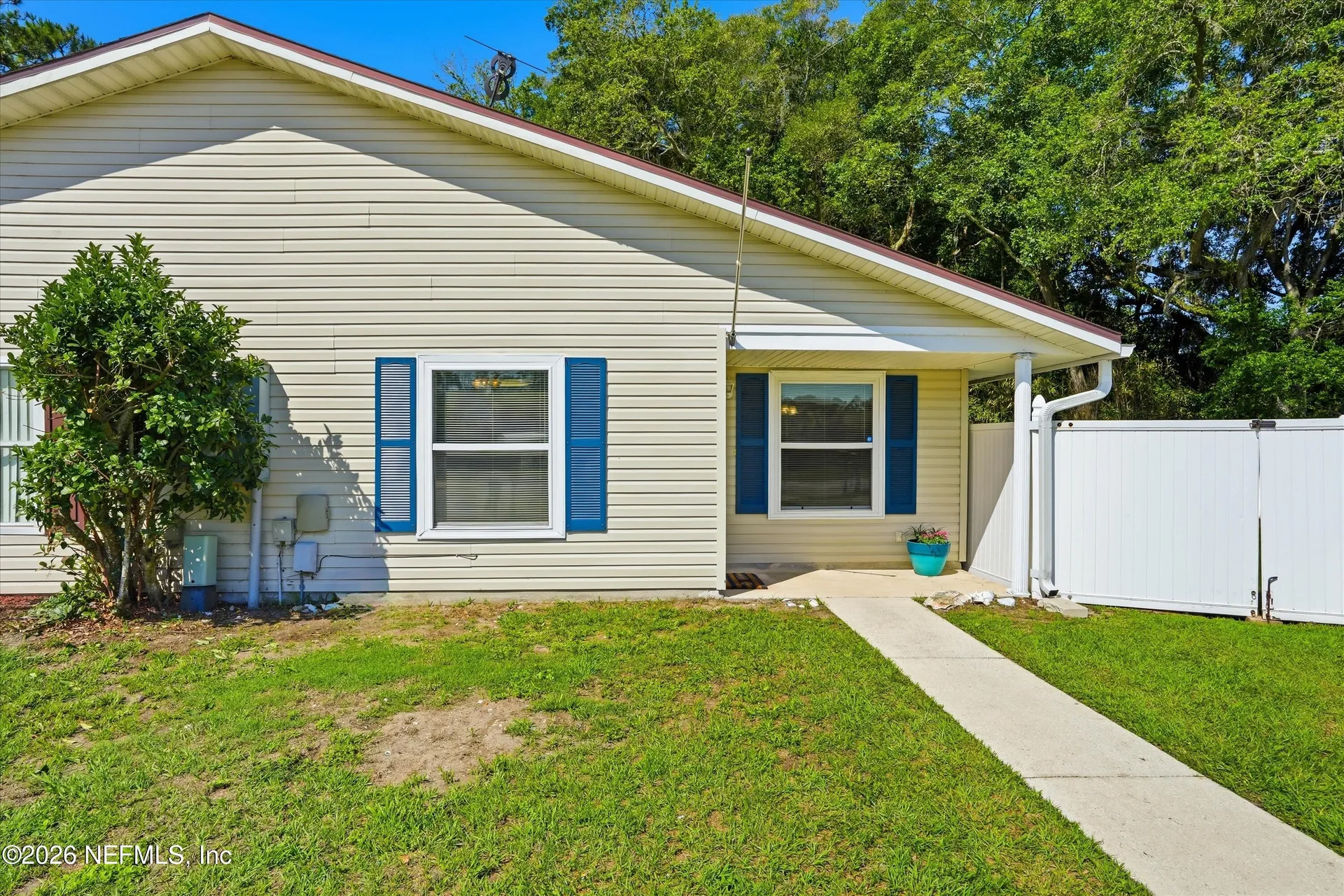 998 Cabo Blanco Avenue E Jacksonville FL 32233