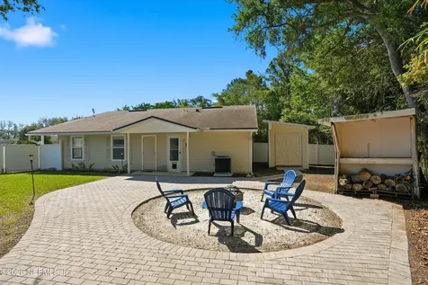 998 Cabo Blanco Avenue E Jacksonville FL 32233