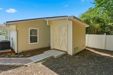 998 Cabo Blanco Avenue E Jacksonville FL 32233