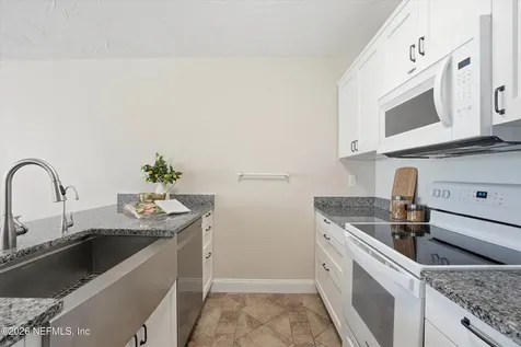 998 Cabo Blanco Avenue E Jacksonville FL 32233