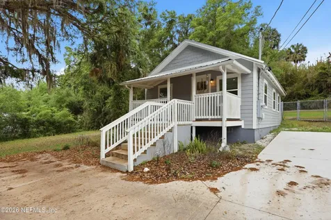 1210 S 12th Street Palatka FL 32177