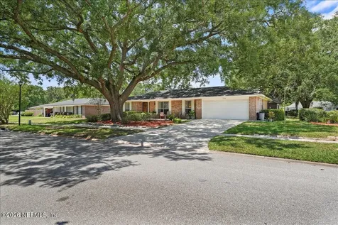 11534 N Ride Circle E Jacksonville FL 32223