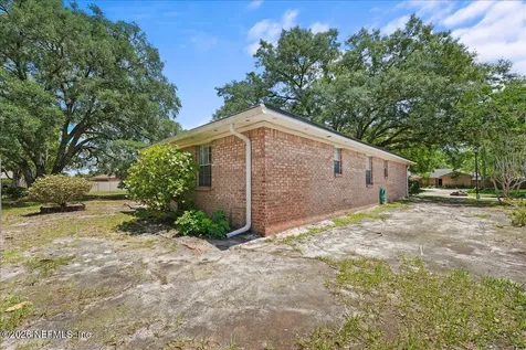 11534 N Ride Circle E Jacksonville FL 32223