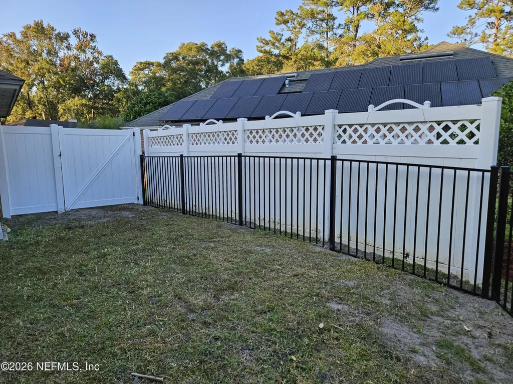 7440 Secret Wood Trail Jacksonville FL 32216