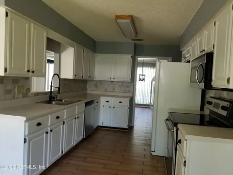7440 Secret Wood Trail Jacksonville FL 32216